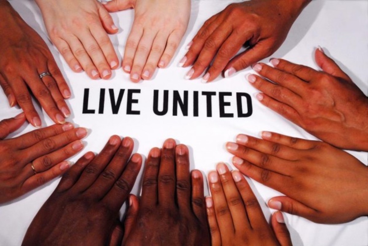 Raise a hand for United Way!